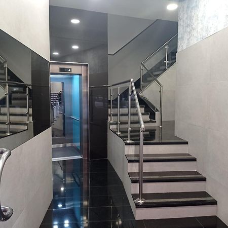 Amplio, Luminoso Y Moderno Cerca Del Casco Viejo Lejlighed Bilbao Eksteriør billede